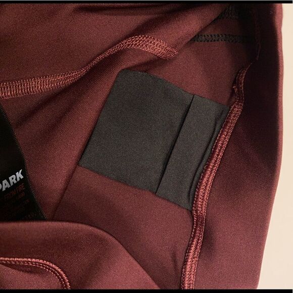 IVY PARK Mesh Caging Leggings, size XS - Picture 7 of 9